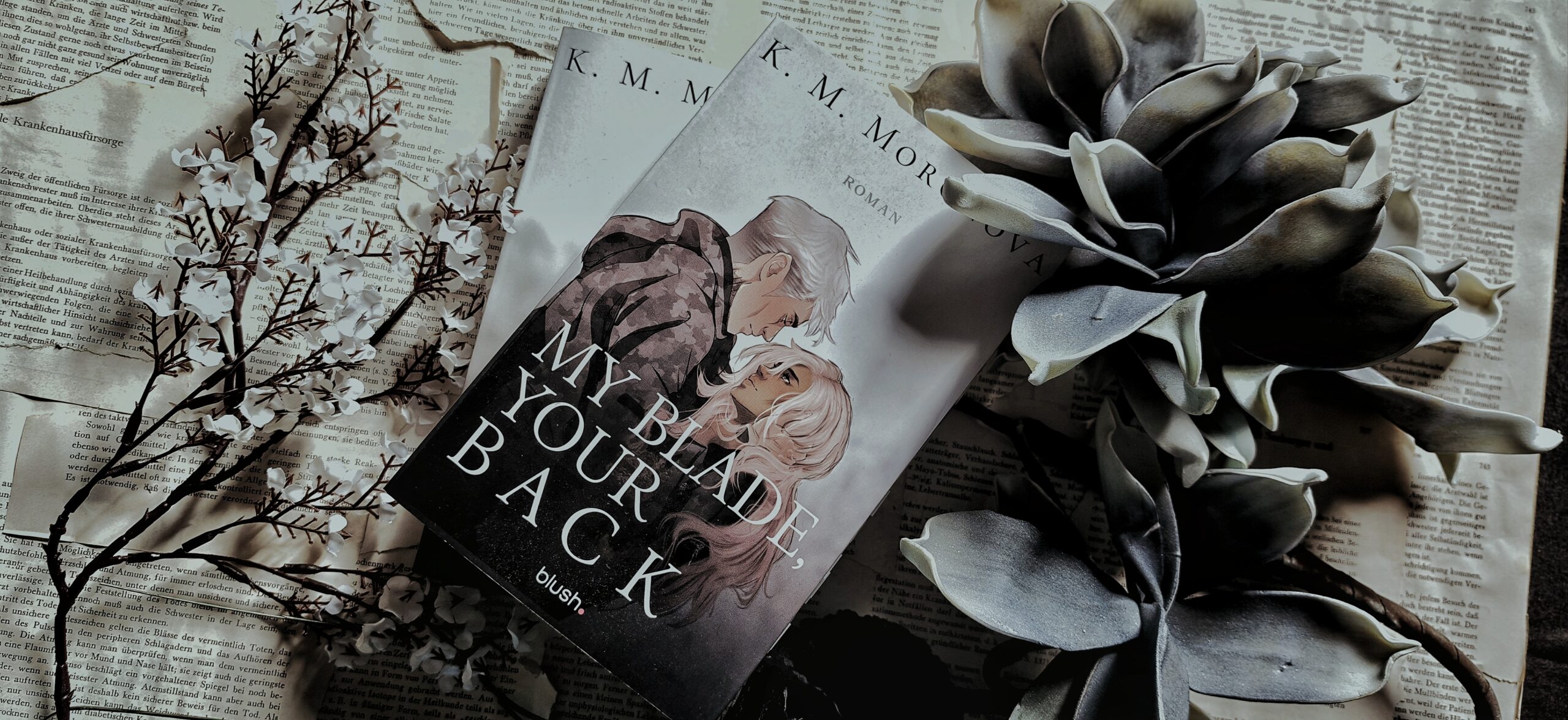 km_moronova_my_blade_your_back